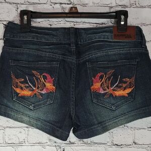 Express Women's Denim Shorts with Embroidered Design Size 6